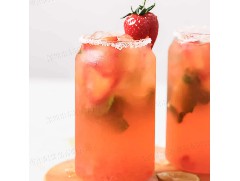 酸甜清爽的薄荷草莓雞尾酒！